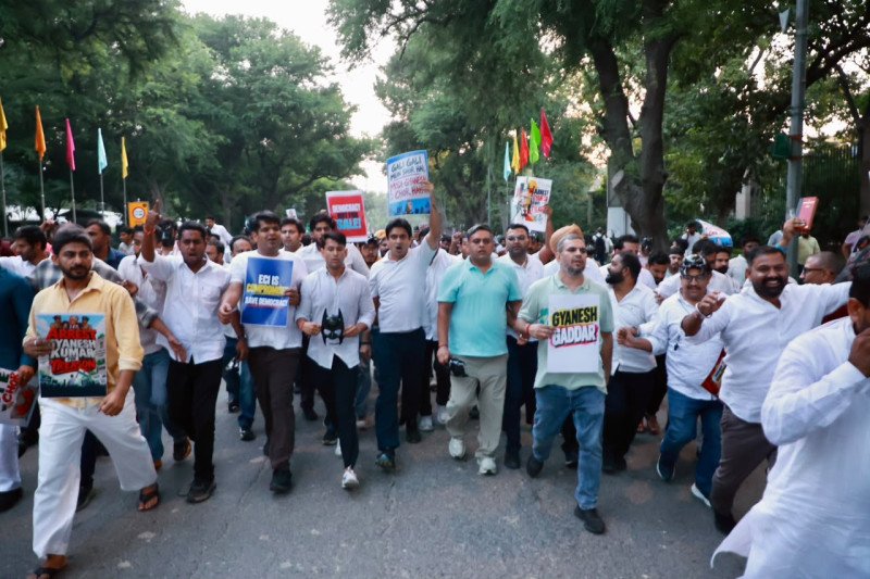 ज्ञानेश कुमार के इस्तीफे की मांग को लेकर युवा कांग्रेस का विरोध मार्च, जवाबदेही तय होने तक जारी रहेगा संघर्ष : उदय भानु चिब 